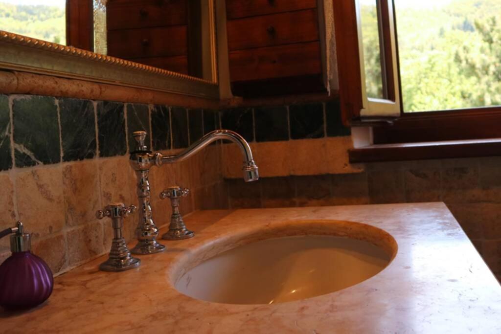La Sala Vecchia - Lovely Tuscan Holiday House Badia Prataglia, Casentino Valley Chiusi della Verna Eksteriør billede